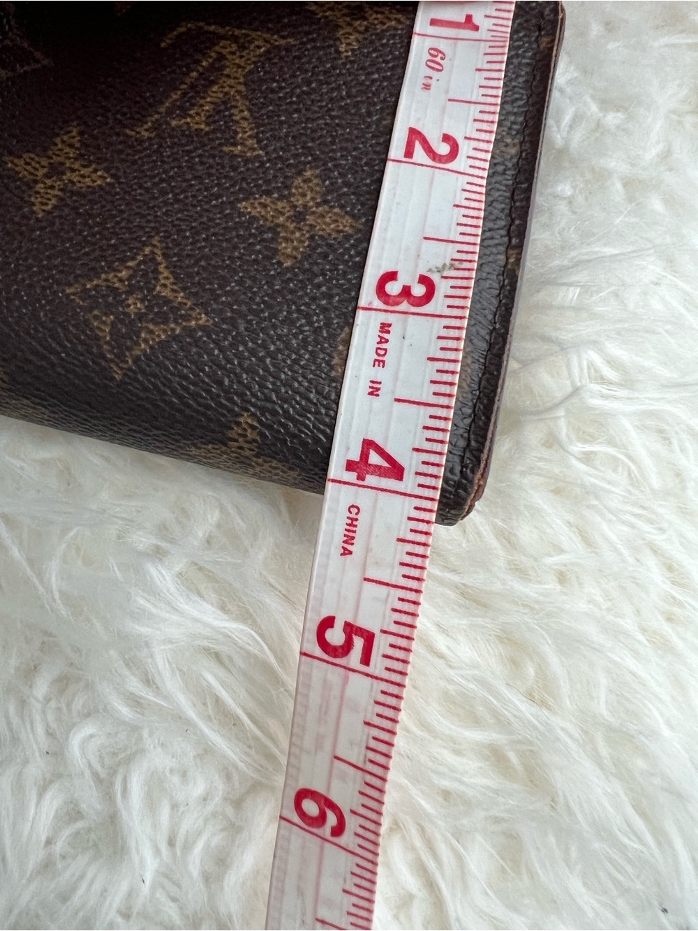 Louis Vuitton Monogram Sarah Wallet - Picture 13 of 14